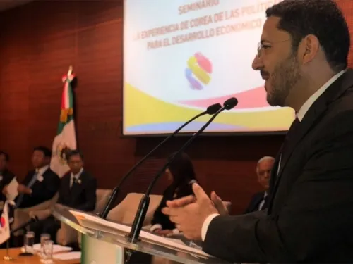 Turnan T-MEC a comisiones del Senado para su dictaminación