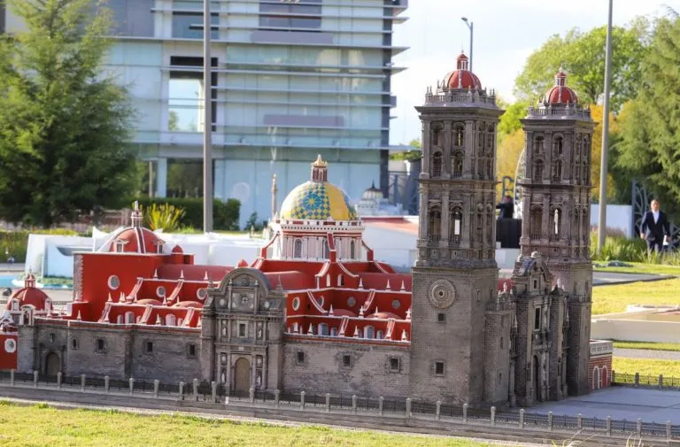 Revive el “Paseo de Gigantes”