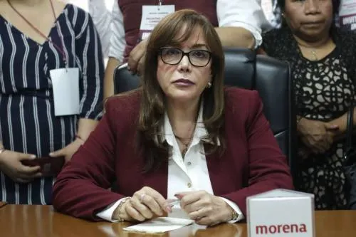 Marko Cortés, sin calidad moral para descalificar a Barbosa, revira Yeidckol Polevnsky