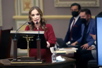 En Puebla, 65% del transporte público es deficiente, acepta Elsa Bracamonte
