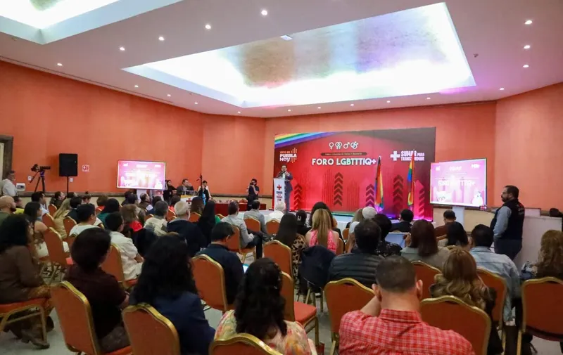 ignacio-mier-foro-lgbtttiq+