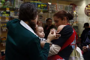 Reitera SSEP llamado a población vulnerable a vacunarse contra la influenza