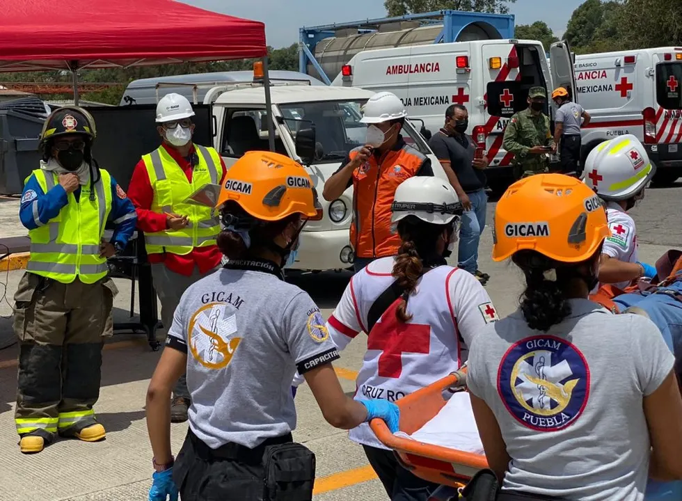 Participa protección civil de San Andrés Cholula en macrosimulacro de emergencia química