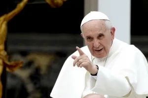 El papa se alió con el mal: primer ministro turco