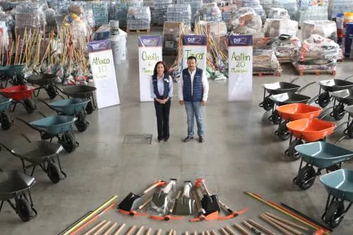 Sigue la entrega de apoyo a familias afectadas por sismo: Dinorah López de Gali