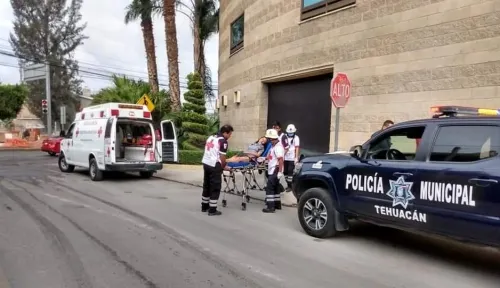Abandonan inconsciente a una joven  afuera de motel en Tehuacán
