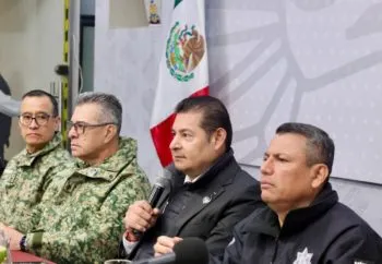 Alejandro Armenta, gobernador de Puebla, dialoga con hijo de pareja asesinada y afirma que fue clave para esclarecer el caso