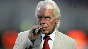 En América me prohibieron alinear a Del Olmo: Beenhakker