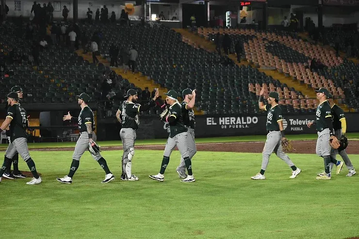 pericos-pue-bravos-leon
