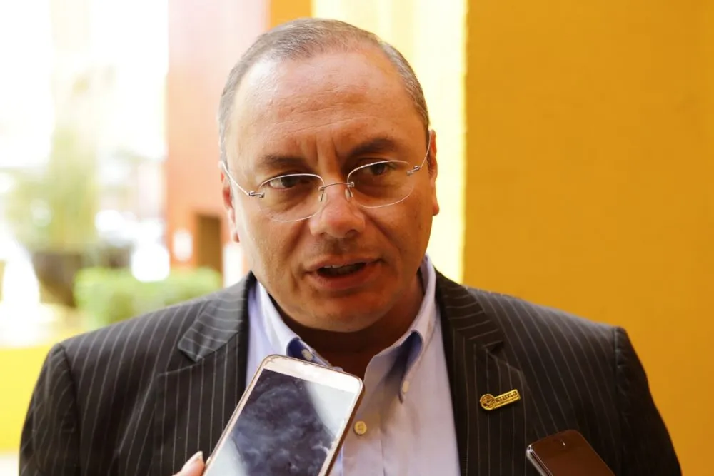 El presidente municipal de Atlixco, Guillermo Velázquez Gutiérrez, presentó el festival de catrinas que se llevará a cabo en dicho municipio.