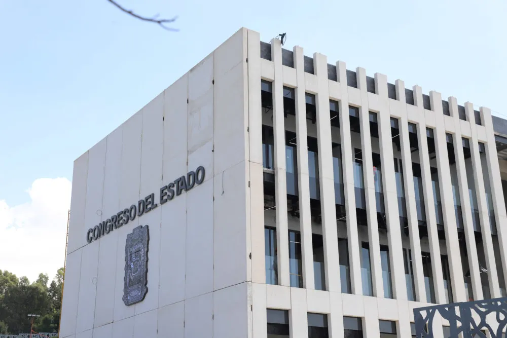 Atenderán filtraciones por lluvias en el Congreso de Puebla; realizarán revisión estructural