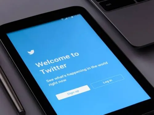 Twitter pretende que todos los perfiles puedan ser verificados