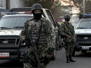 Ordena IFAI abrir partes militares sobre caso Ayotzinapa