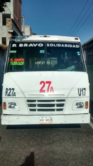 Policía estatal asegura a conductor de transporte público vinculado a asaltos