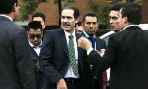 Padrés se encuentra declarando ante un juez