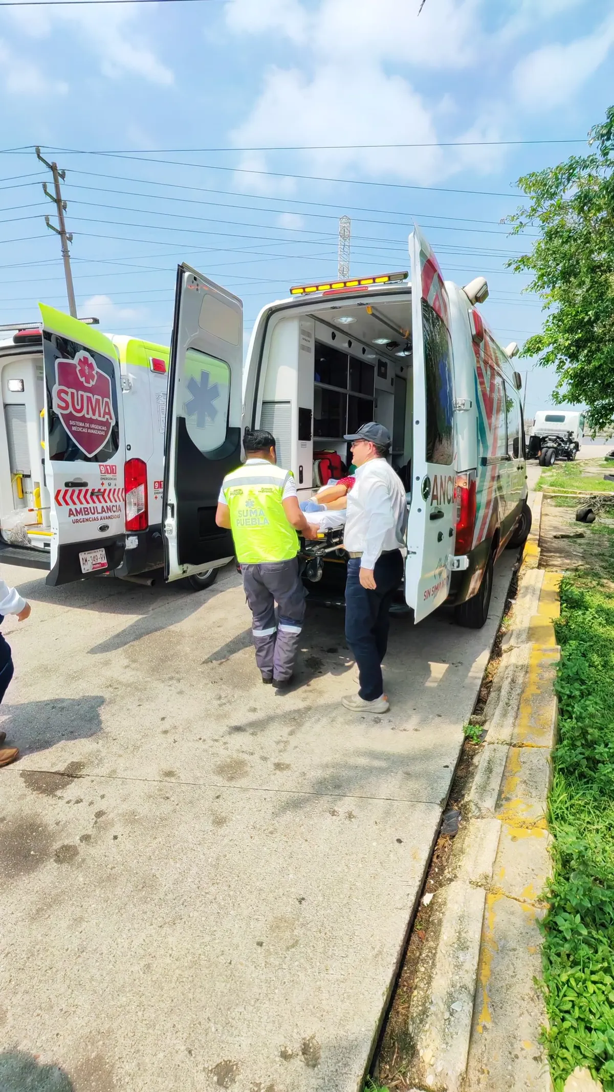 Trasladan a paciente de Puebla a Chiapas mediante coordinación interestatal en salud