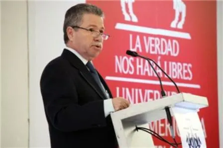 Rector Ibero pide separación entre gobierno y SNTE