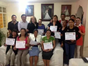 Claudia Hernández reconoce a liderazgos y militancia priista