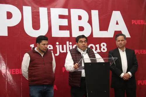 Llama Barbosa Huerta a Gali a hacer valer autoridad y evitar un conato de violencia