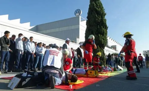 Volkswagen de México realiza macro simulacro en su planta de vehículos