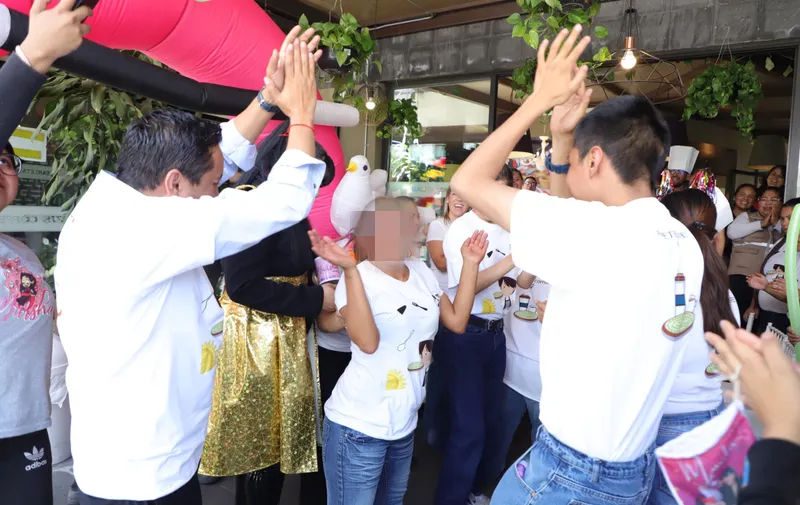 Niñas y niños de Casa de Ángeles disfrutan celebración especial impulsada por el SEDIF