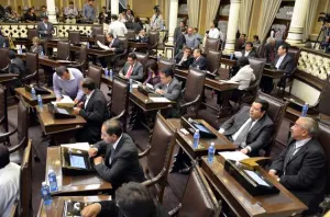 Congreso pide terminar con pasquines en Puebla