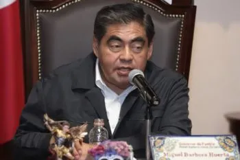 Gobernador de Puebla convoca a marcha para apoyar a la 4T