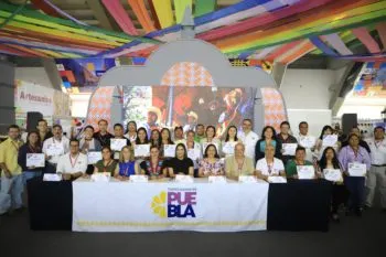 Pueblos Mágicos, municipios y touroperadores, reconocidos en Feria de Puebla 2024