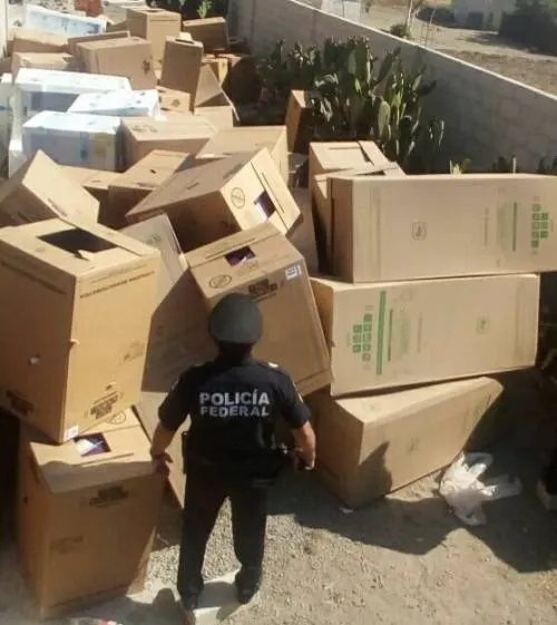 Recuperó Policía Federal un cargamento de aparatos de línea blanca en Oriental