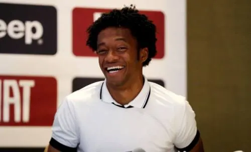 Cuadrado dice que no tuvo problema en cederle su número de la Juventus a Cristiano