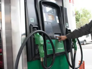 Subirán precios de gasolina y diesel en agosto