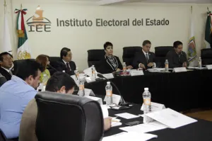 IEE inhabilita 5 años a Elvia Suárez por pedir dinero para debate en 2013