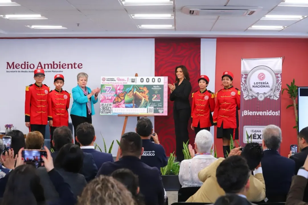 Semarnat celebra 25 aniversario con billete conmemorativo de Lotería Nacional