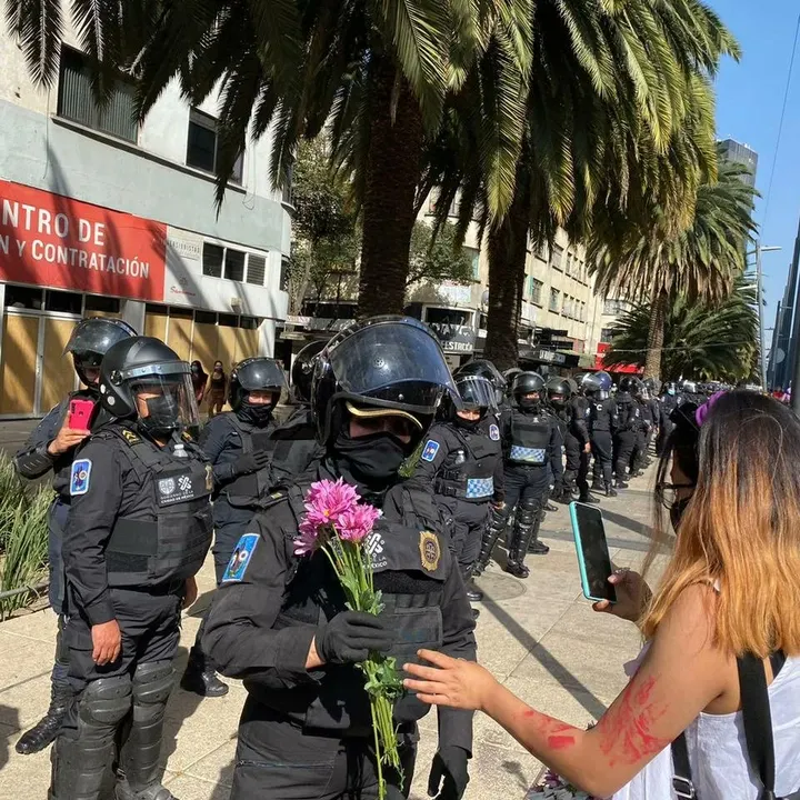 Marcha 8M Flores
