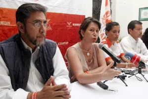 MC pide al INE que organice debates y sancione irregularidades?