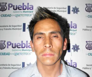 Tránsito aseguró a sujeto que habría agredido a uniformado
