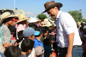 El futuro de los niños está en nuestras manos: Mario Rincón