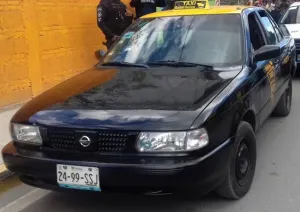 Detienen a presunto asaltante que operaba a bordo de un taxi