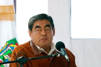 El gobernador Miguel Barbosa recibió la visita de Cuauhtémoc Cárdenas