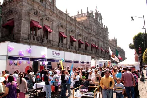 Inaugura SMDIF jornada de salud ”Mujer, si te quieres cuídate”