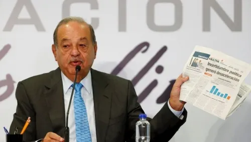 Carlos Slim propone elevar a 75 años la edad de jubilación