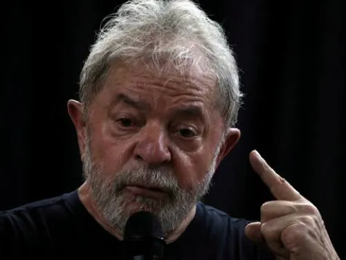 Presidente de Tribunal determina que Lula continúe en prisión