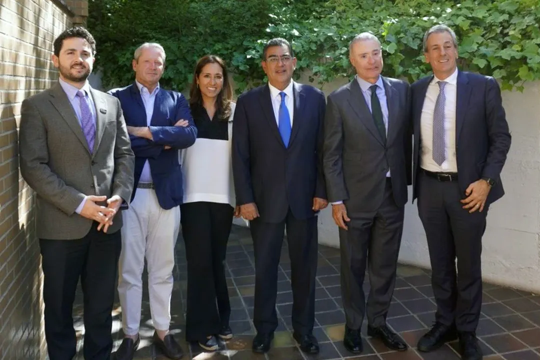 Gobernador de Puebla propone incluir proveedores locales en proyectos de Volvo Car España