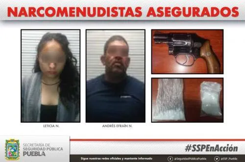La SSP del Estado de Puebla detuvo en Acajete a dos presuntos narcomenudistas