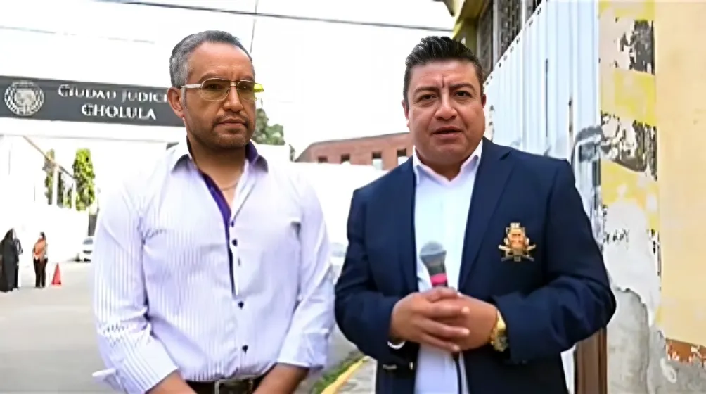 Valentin Paredes Yair Licona