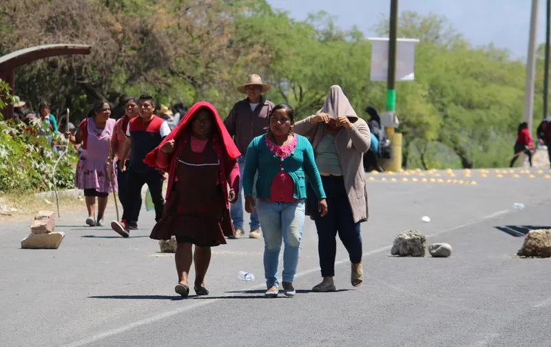 ajalpan-bloqueo-carretera-tehuacan-teotitlan