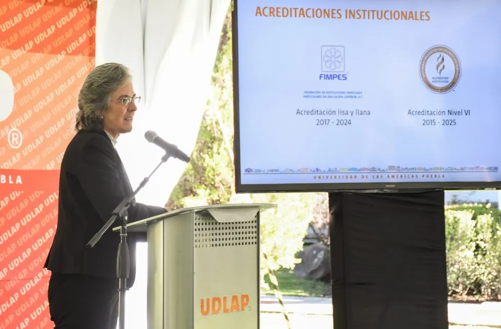 UDLAP se reúne con preparatorias