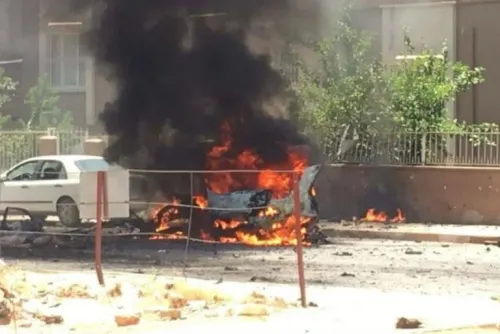 Al menos tres muertos deja explosión de coche bomba cerca de Siria