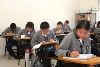 Aplican protocolo sanitario en escuelas de Puebla para prevenir casos de sarampión
