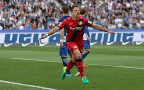 Chicharito niega categóricamente dejar el West Ham por Chivas